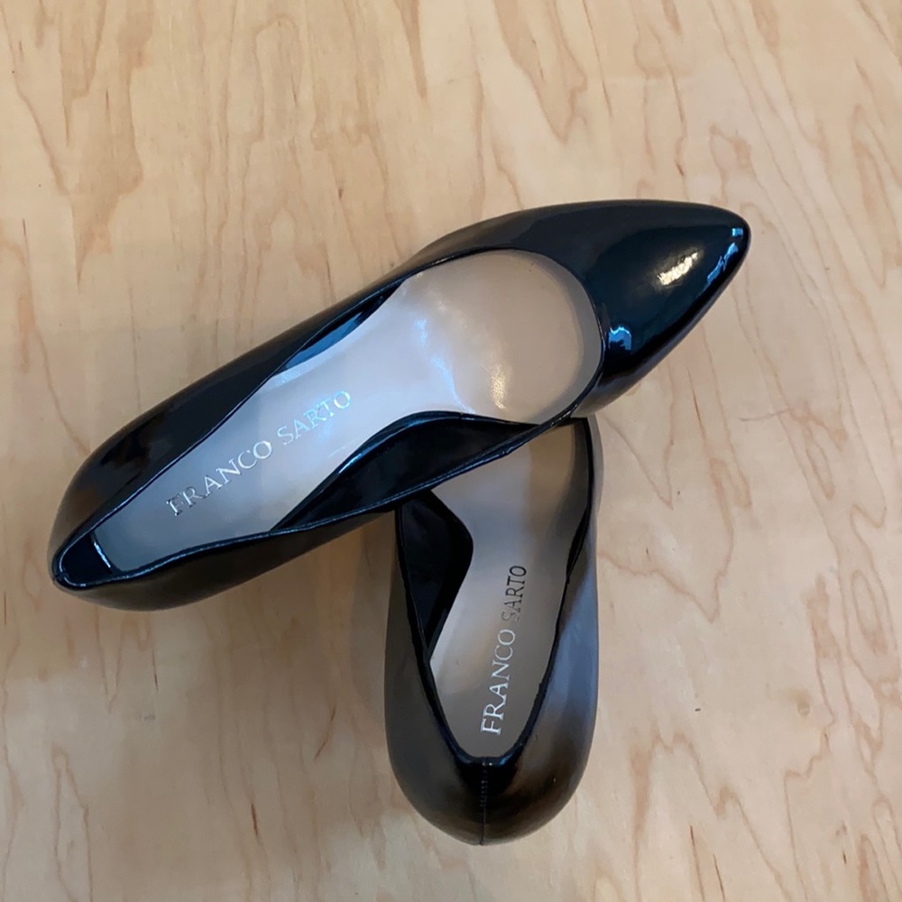 Franco Sarto black patent leather heels - women’s size 7. Howie style.